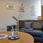Designhotel 1690 & Apartments Рендсбург