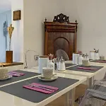 호텔 Designhotel 1690 &