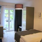 Отель Designhotel 1690 & Apartments 4*