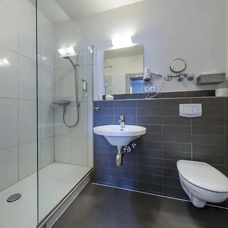 Designhotel 1690 & Apartments Hotel