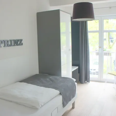 Designhotel 1690 & 4*