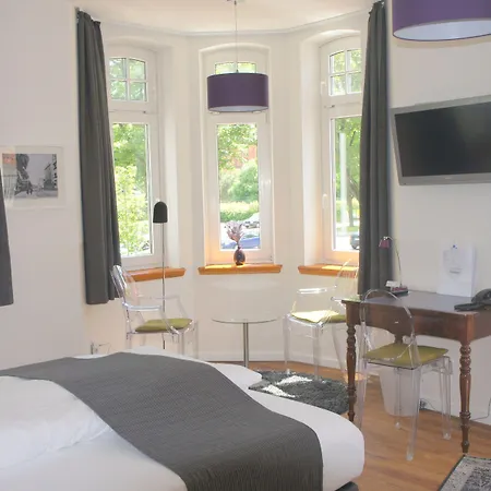 Designhotel 1690 & 4*