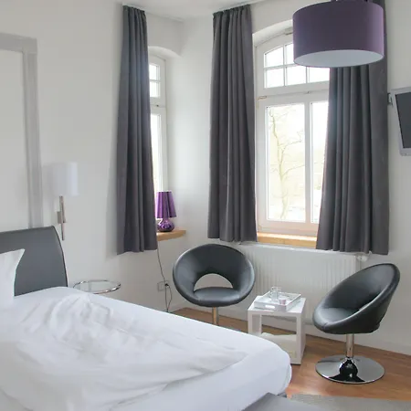 Designhotel 1690 & 4*
