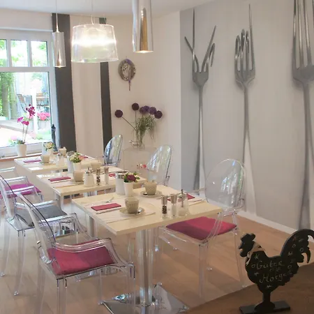 Designhotel 1690 & 4*