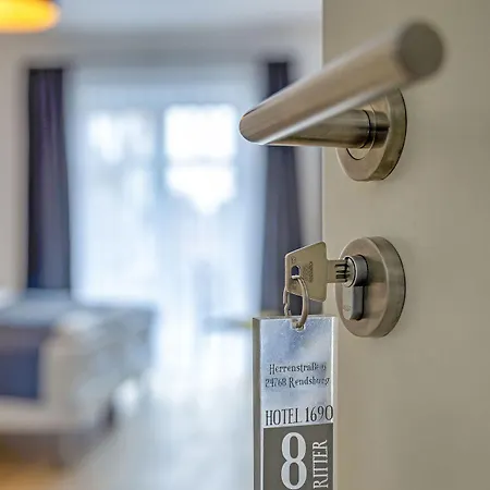Otel Designhotel 1690 &